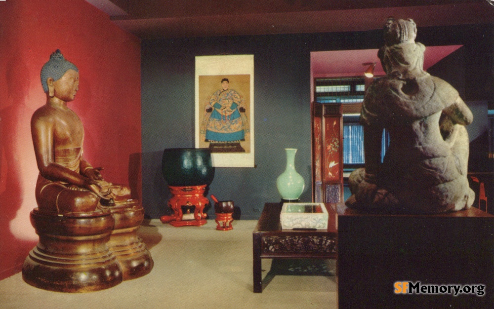 Gump's Interior