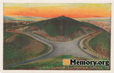 Twin Peaks Boulevard intersects
